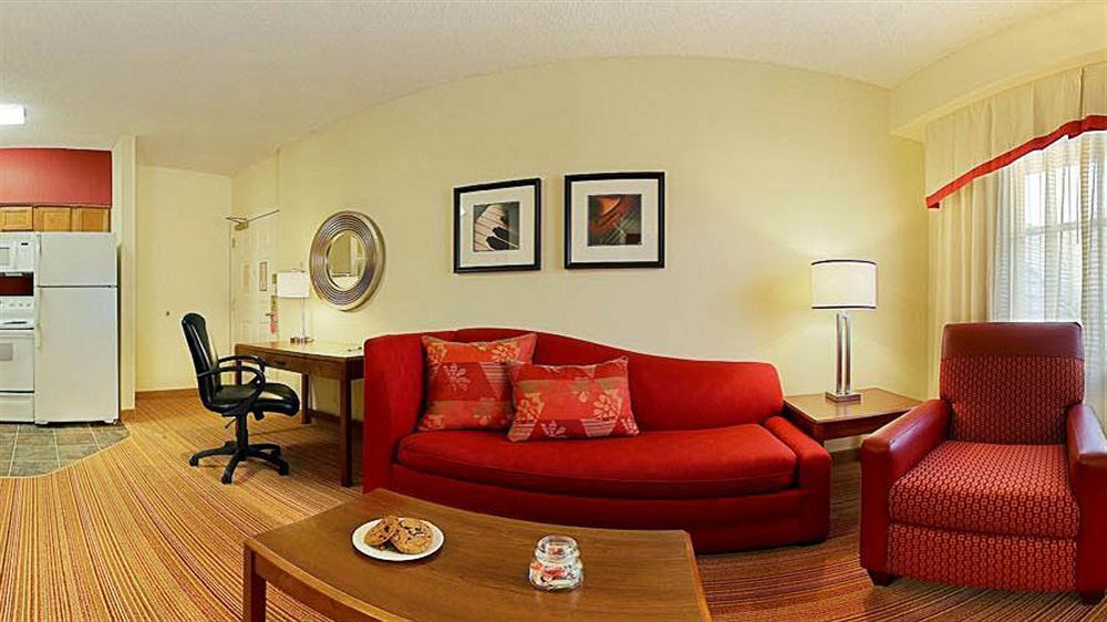 Residence Inn Dallas Park Central Екстер'єр фото
